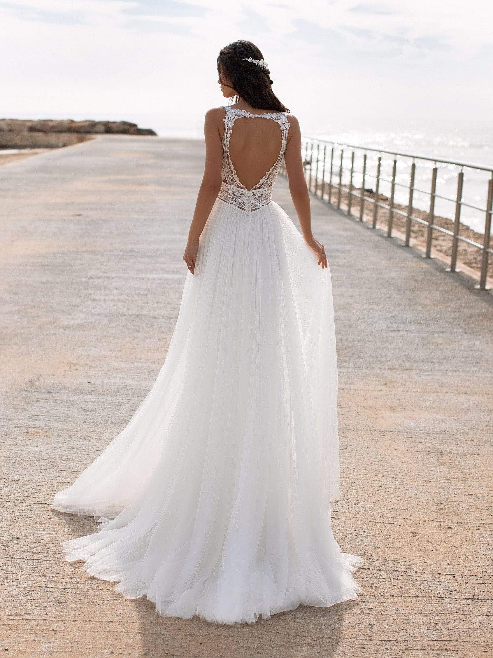 Pronovias Sample Charisse