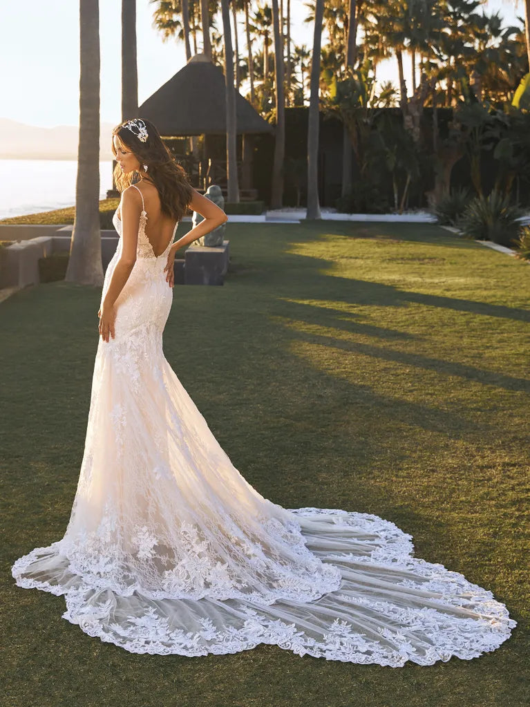 Pronovias Sample Shani